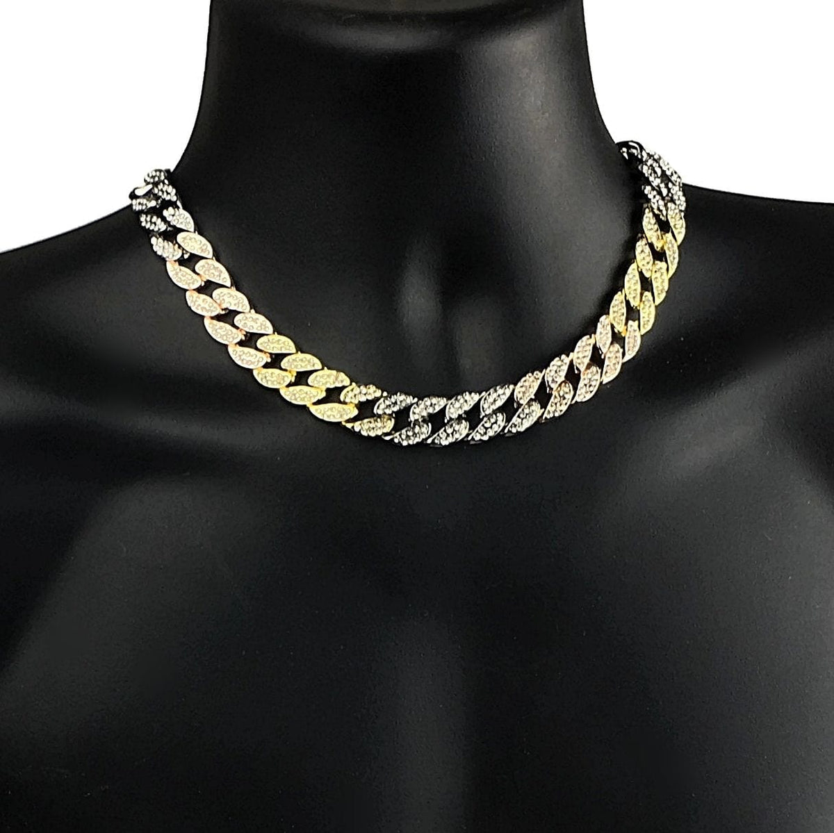 Mens Choker Necklace 18 Inch x 18MM Wide Cuban Link Silver Tone Chunky  Bling Iced Hip Hop Chain 