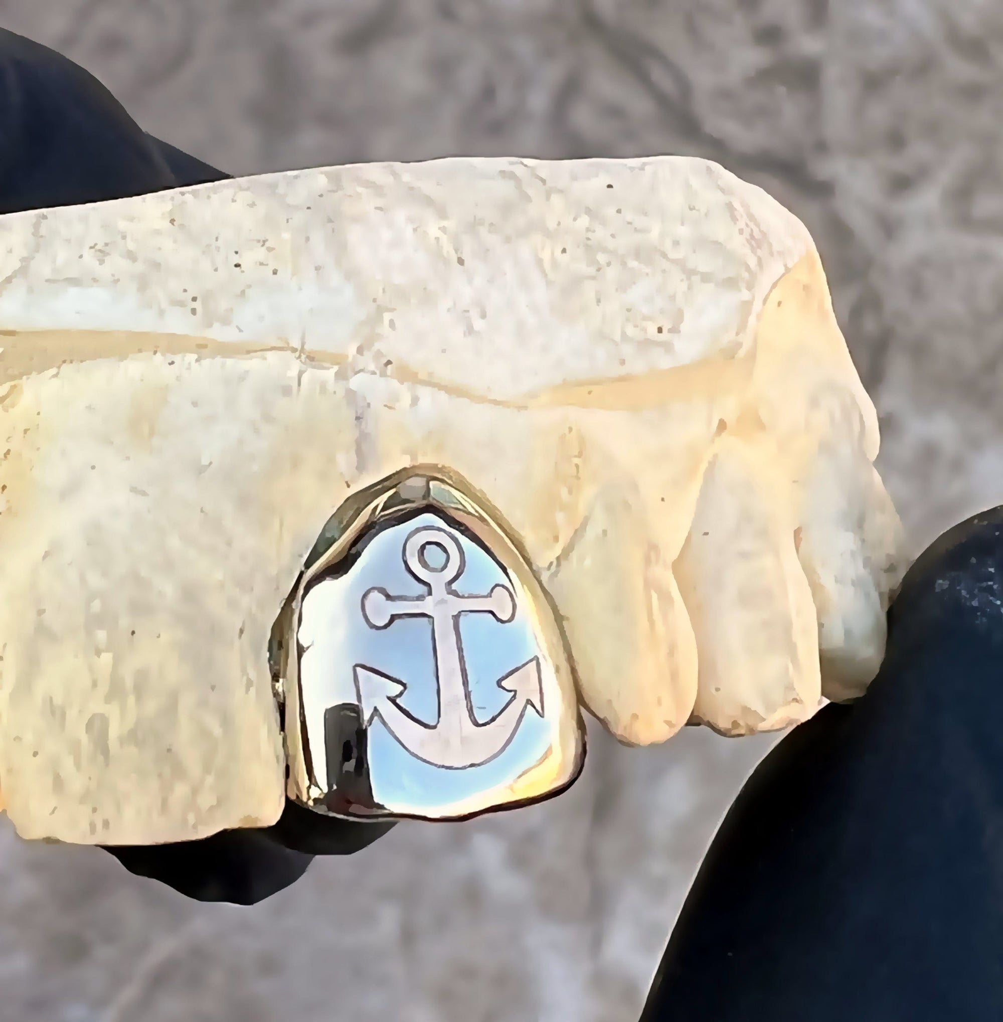 Azraq Tooth Cap Real 925 Silver Single Cap Boat Anchor Laser Engraved Custom Tooth Cap